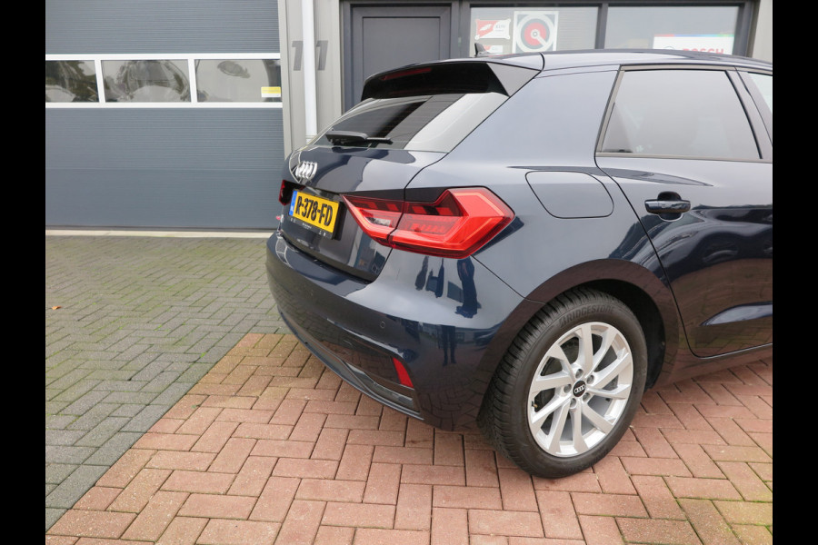 Audi A1 Sportback 25 TFSI Advanced edition Led , Stoelverwaming, Cruise , Climate control , Soundsysteem, PDC achter,etc. Navigatie via carplay.