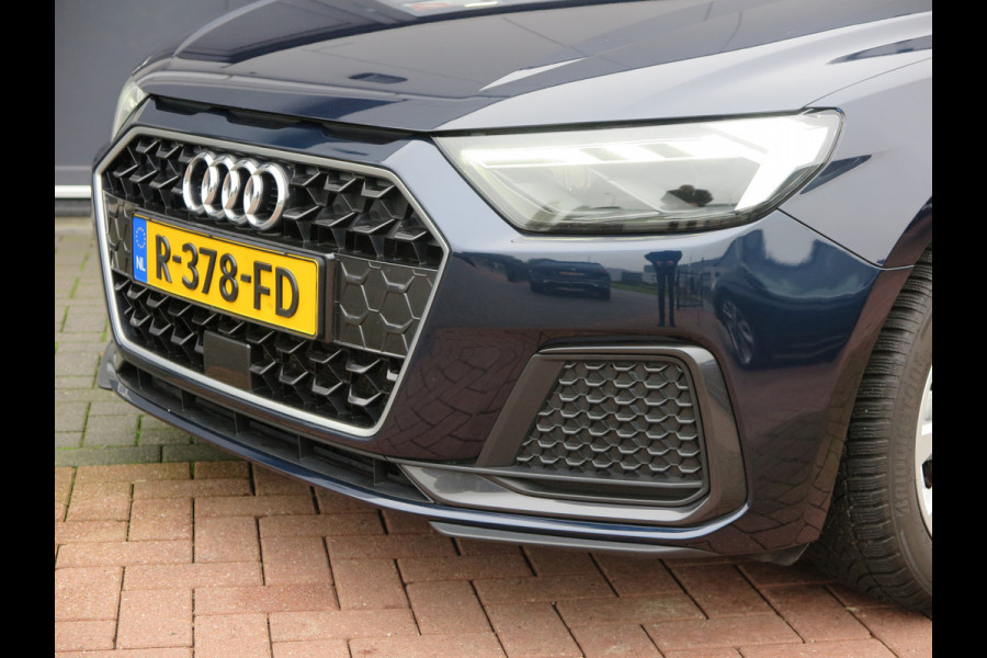 Audi A1 Sportback 25 TFSI Advanced edition Led , Stoelverwaming, Cruise , Climate control , Soundsysteem, PDC achter,etc. Navigatie via carplay.