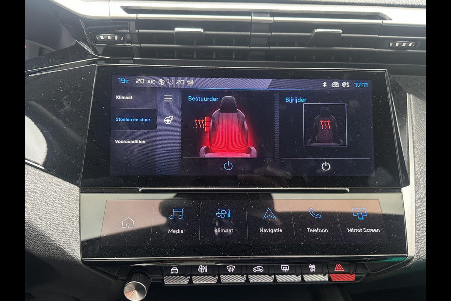 Peugeot e-408 Allure 58 kWh SOH 99% | NIEUWE AUTO | ACHTERUITRIJCAMERA | KEYLESS | STOEL + STUURVERWARMING | ADAP. CRUISE | APPLE CARPLAY | RIJKLAAR INCL. 12 MND BOVAG GARANTIE |