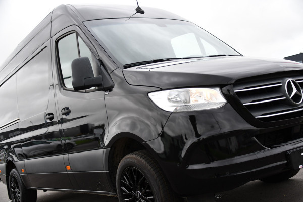 Mercedes-Benz Sprinter 314 2.2 CDI L2H2 RWD Black Edition Camera, Carplay, Sensoren, 143pk, Automaat, Trekhaak, 7'' Mbux, Uniek!