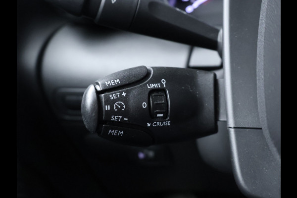 Citroën C3 Aircross 1.2 PureTech S&S Feel Sport (APPLE CARPLAY,NAVI,CLIMATE,CRUISE,GETINT,SPORTSTOELEN,LM VELGEN,NETTE STAAT)