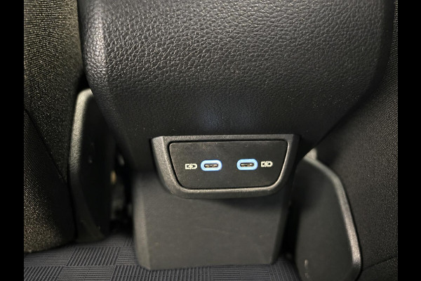 Volkswagen Polo 1.0 TSI COMFORTLINE NAVIGATIE GARANTIE 2031* PDC VOOR EN ACHTER . DRAADLOOS TELEFOONOPLADER .