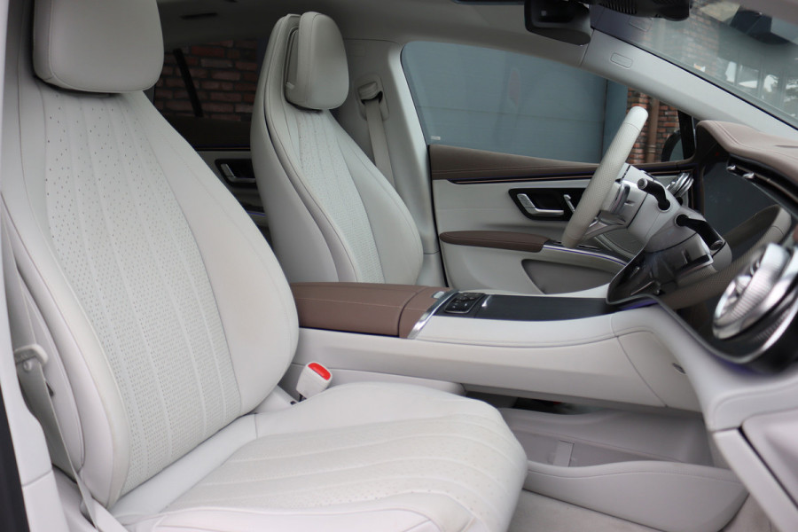 Mercedes-Benz EQS 450+ AMG Line 108 kWh | Luchtvering | Hyperscreen | Achterasbesturing | Distronic | Panoramadak | Elek. Achterstoelen | Camera | Keyless Go |