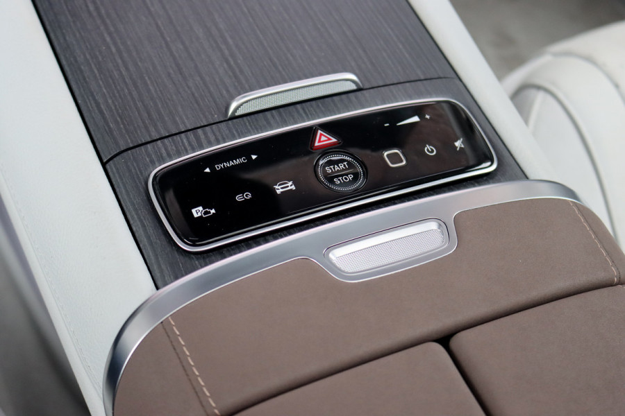 Mercedes-Benz EQS 450+ AMG Line 108 kWh | Luchtvering | Hyperscreen | Achterasbesturing | Distronic | Panoramadak | Elek. Achterstoelen | Camera | Keyless Go |