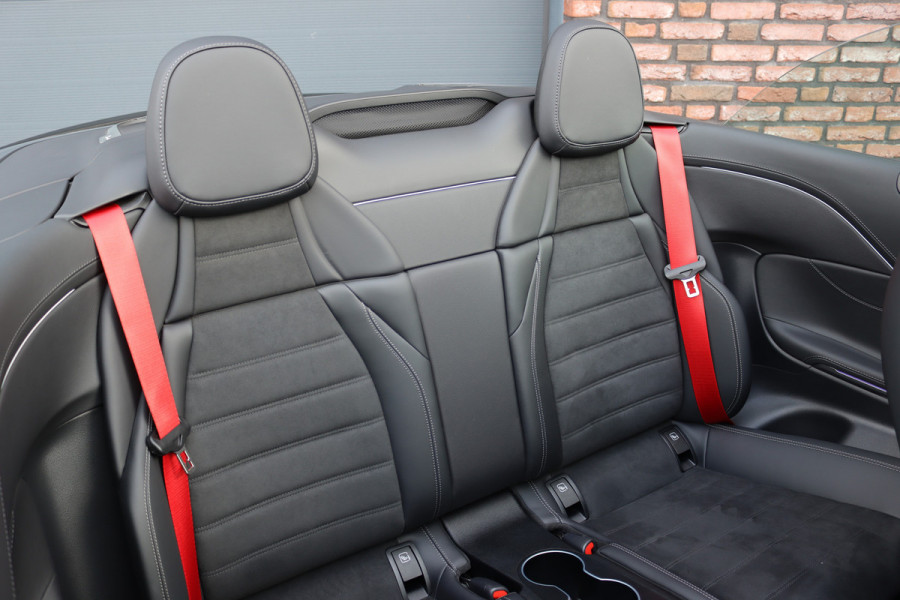 Mercedes-Benz CLE Cabriolet 200 AMG Line | Distronic | Airscarf | Memory | Burmester | Keyless Go | Cabriocomfortpakket | Verwarmd Stuurwiel | Surround Camera |