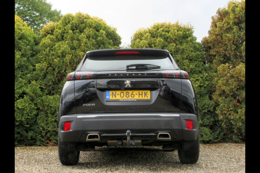 Peugeot 2008 1.2 PureTech Allure Automaat * Navi * Trekhaak *