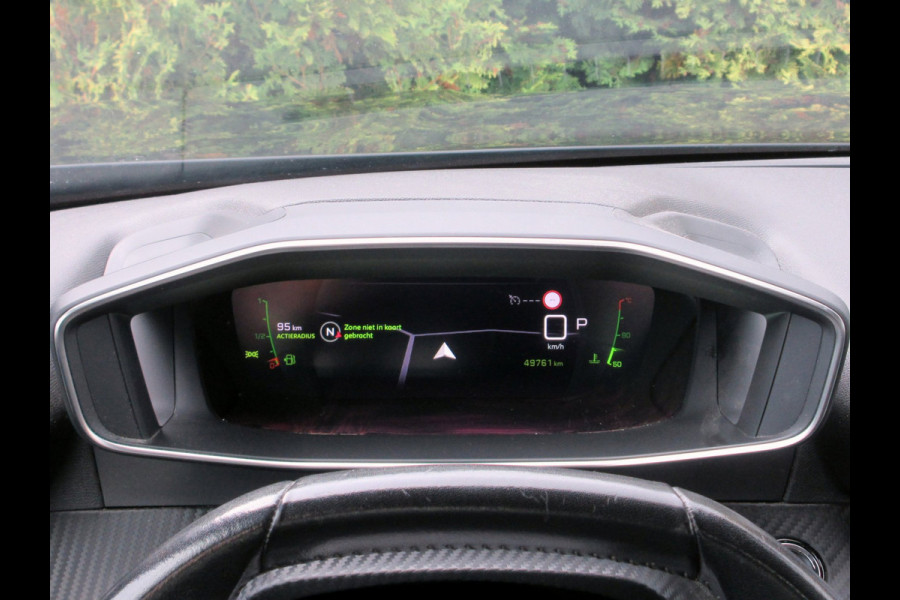 Peugeot 2008 1.2 PureTech Allure Automaat * Navi * Trekhaak *