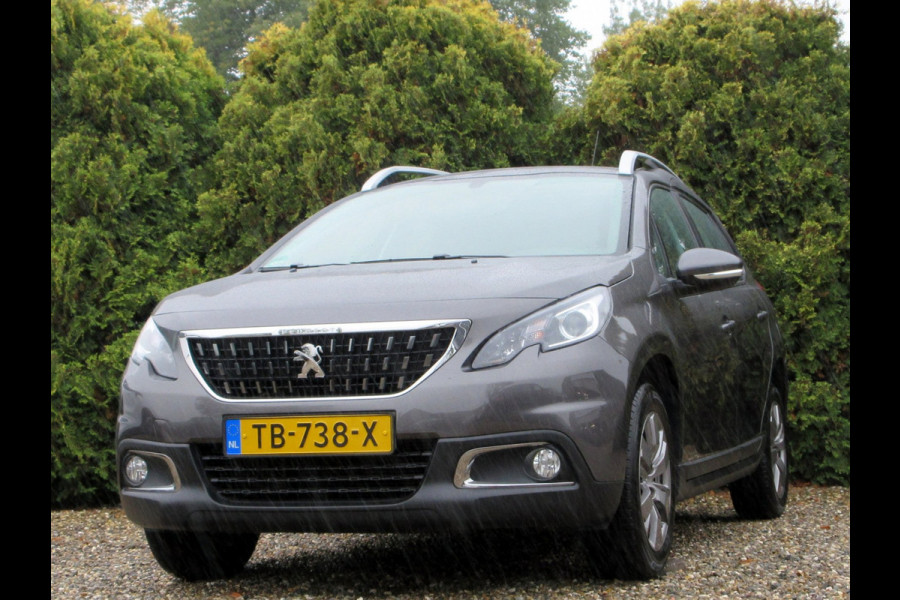 Peugeot 2008 1.2 PureTech Automaat * Navi * Pano * Trekhaak *