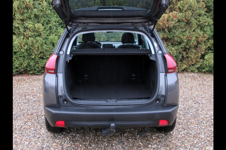Peugeot 2008 1.2 PureTech Automaat * Navi * Pano * Trekhaak *
