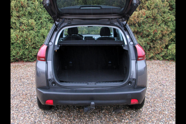Peugeot 2008 1.2 PureTech Automaat * Navi * Pano * Trekhaak *