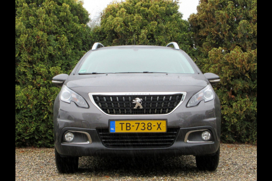 Peugeot 2008 1.2 PureTech Automaat * Navi * Pano * Trekhaak *
