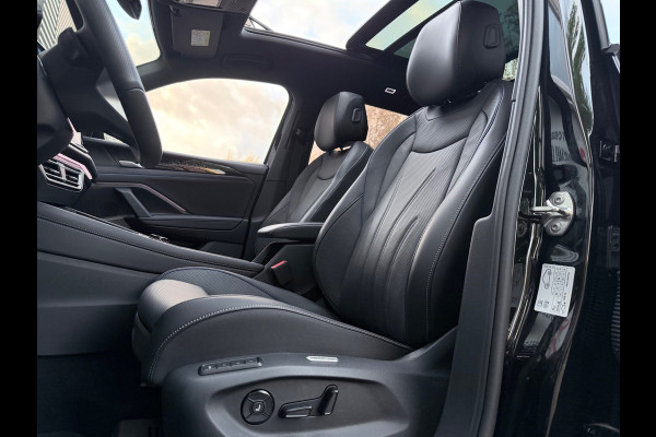 Volkswagen Tiguan 1.5 eTSI R-Line Pano/360/Leer/Dodehoek