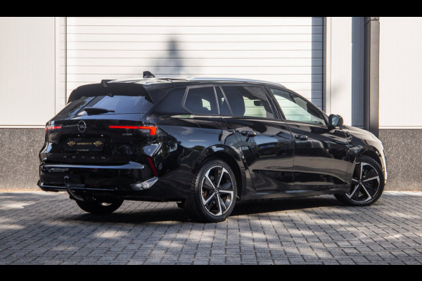 Opel Astra Sports Tourer 1.6 Hybrid Elegance