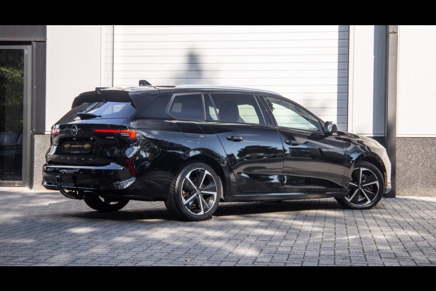 Opel Astra Sports Tourer 1.6 Hybrid Elegance