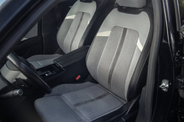 Opel Astra Sports Tourer 1.6 Hybrid Elegance