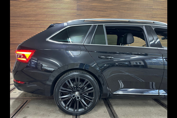 Škoda Superb Combi 1.4 TSI iV Laurin & Klement | Panoramadak | Carplay | Verwarmbare/Ventilatie stoelen | 360° Camera | Leder| ACC