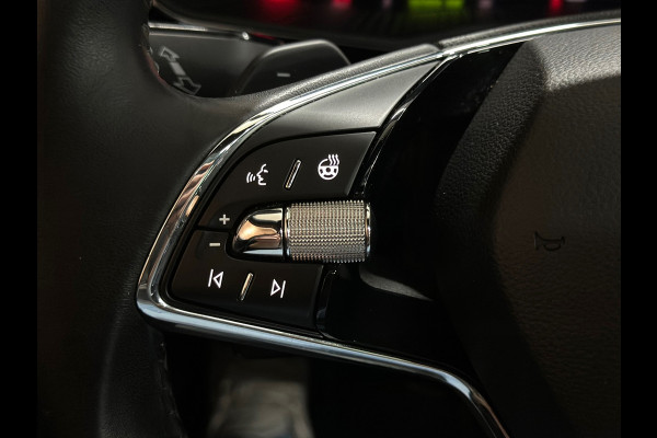 Škoda Superb Combi 1.4 TSI iV Laurin & Klement | Panoramadak | Carplay | Verwarmbare/Ventilatie stoelen | 360° Camera | Leder| ACC