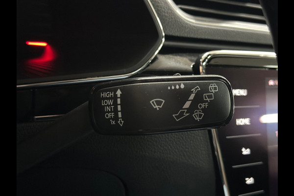 Škoda Superb Combi 1.4 TSI iV Laurin & Klement | Panoramadak | Carplay | Verwarmbare/Ventilatie stoelen | 360° Camera | Leder| ACC