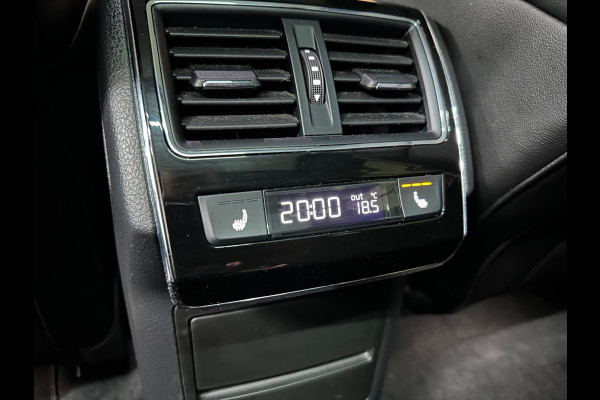 Škoda Superb Combi 1.4 TSI iV Laurin & Klement | Panoramadak | Carplay | Verwarmbare/Ventilatie stoelen | 360° Camera | Leder| ACC