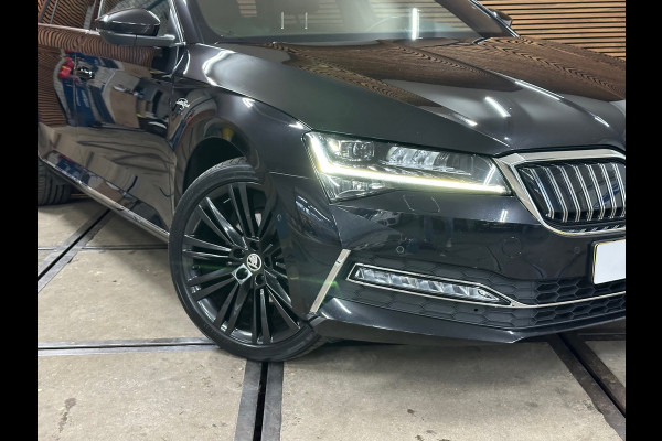 Škoda Superb Combi 1.4 TSI iV Laurin & Klement | Panoramadak | Carplay | Verwarmbare/Ventilatie stoelen | 360° Camera | Leder| ACC