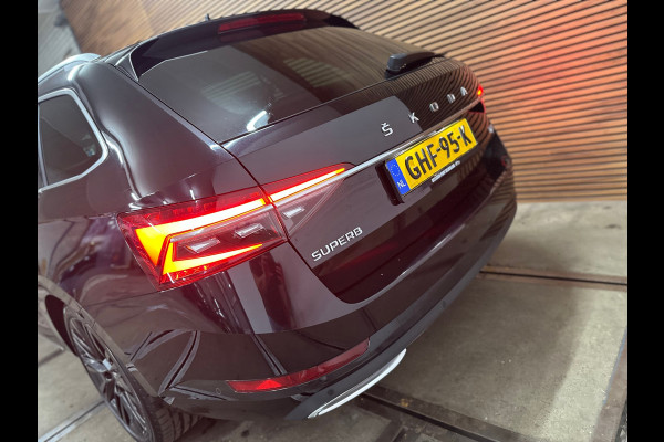 Škoda Superb Combi 1.4 TSI iV Laurin & Klement | Panoramadak | Carplay | Verwarmbare/Ventilatie stoelen | 360° Camera | Leder| ACC