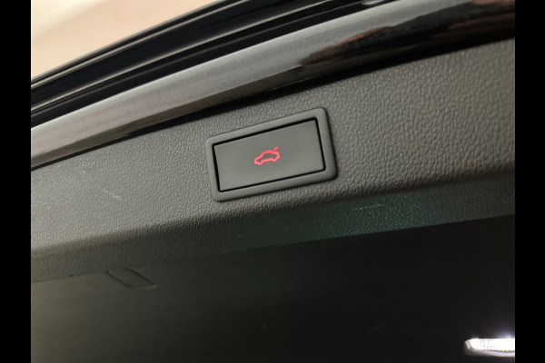 Škoda Superb Combi 1.4 TSI iV Laurin & Klement | Panoramadak | Carplay | Verwarmbare/Ventilatie stoelen | 360° Camera | Leder| ACC