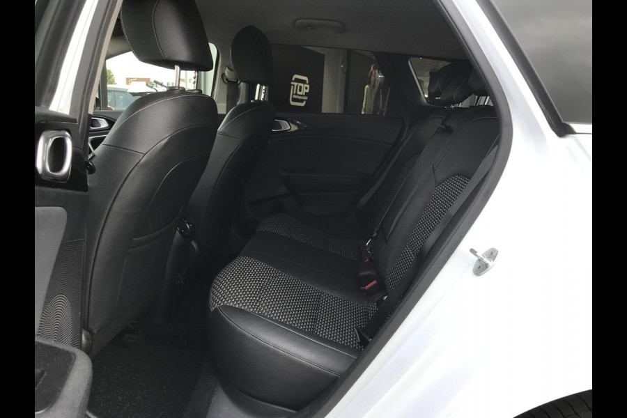 Kia Ceed Sportswagon 1.5 DynamicPlusLine 7 JAAR GARANTIE