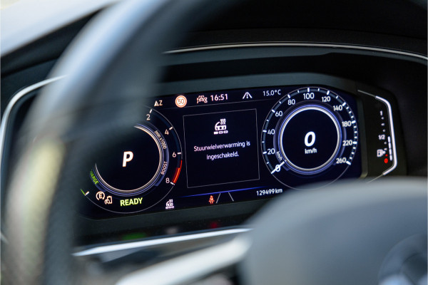 Volkswagen Tiguan 1.4 TSI eHybrid R-Line Business+ Pano / Trekhaak / Black /