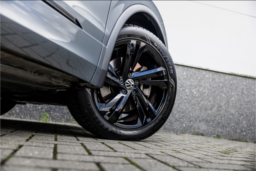 Volkswagen Tiguan 1.4 TSI eHybrid R-Line Business+ Pano / Trekhaak / Black /