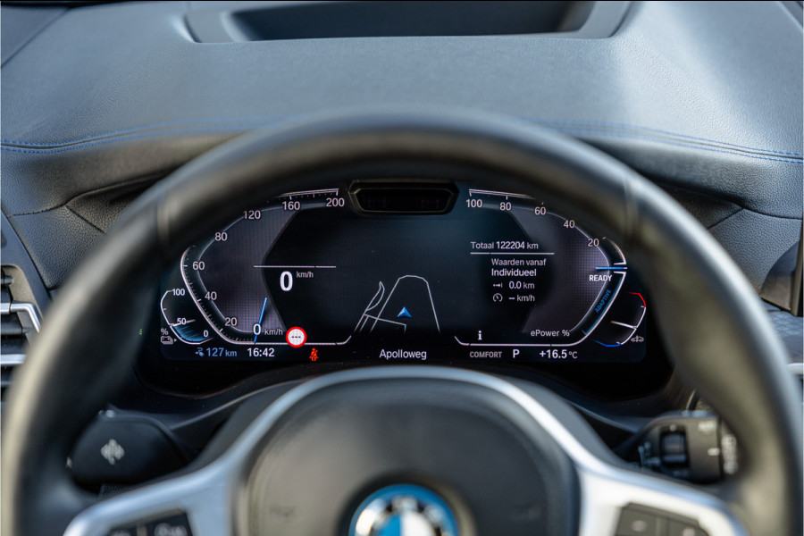 BMW iX3 High Executive 80 kWh SOH 99% M Sport / Pano / Harman Kardon / Laser / 20 inch /