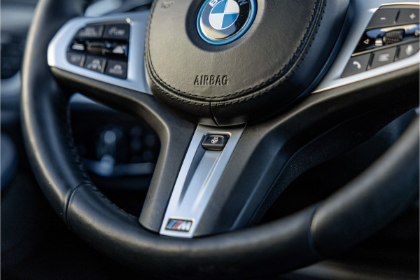BMW iX3 High Executive 80 kWh SOH 99% M Sport / Pano / Harman Kardon / Laser / 20 inch /
