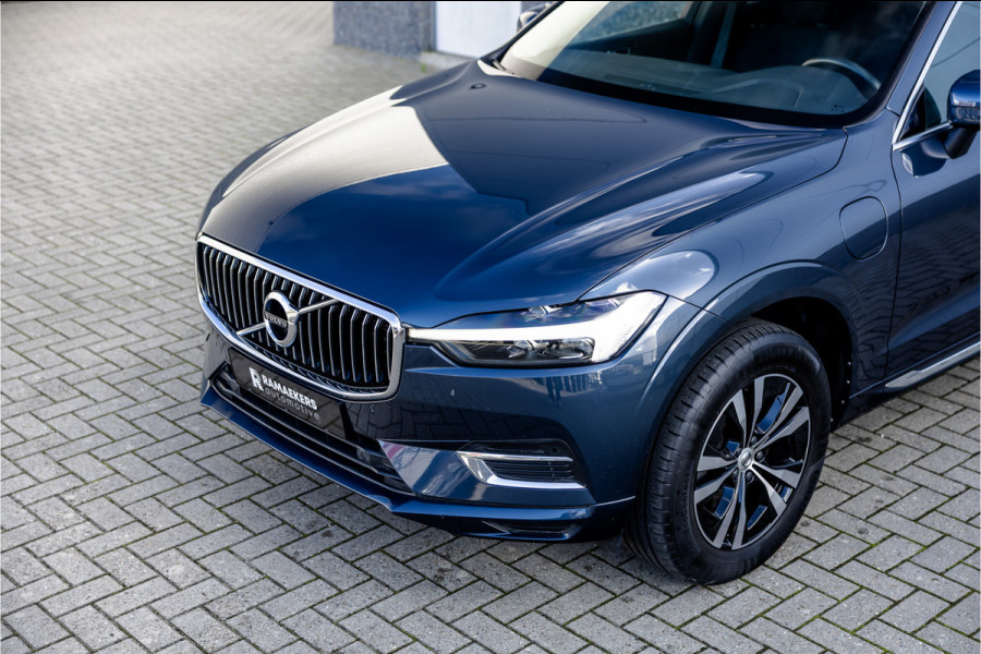 Volvo XC60 2.0 Recharge T6 AWD Panorama / Stoelverwarming / Camera /