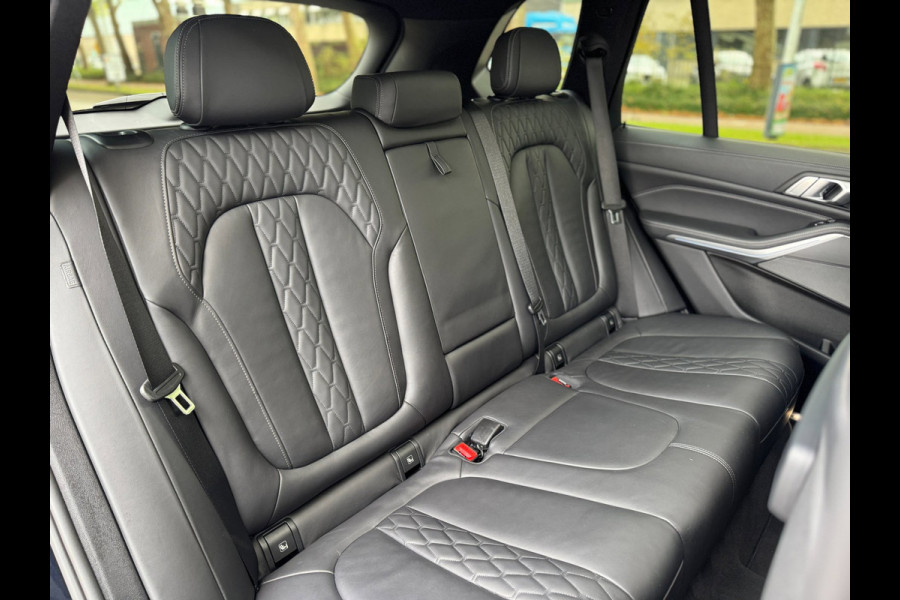 BMW X5 XDrive45e High Executive NLauto 100% Dealer ond. Drive Pilot Mpakket 400 PK Pano Luchtvering Headup