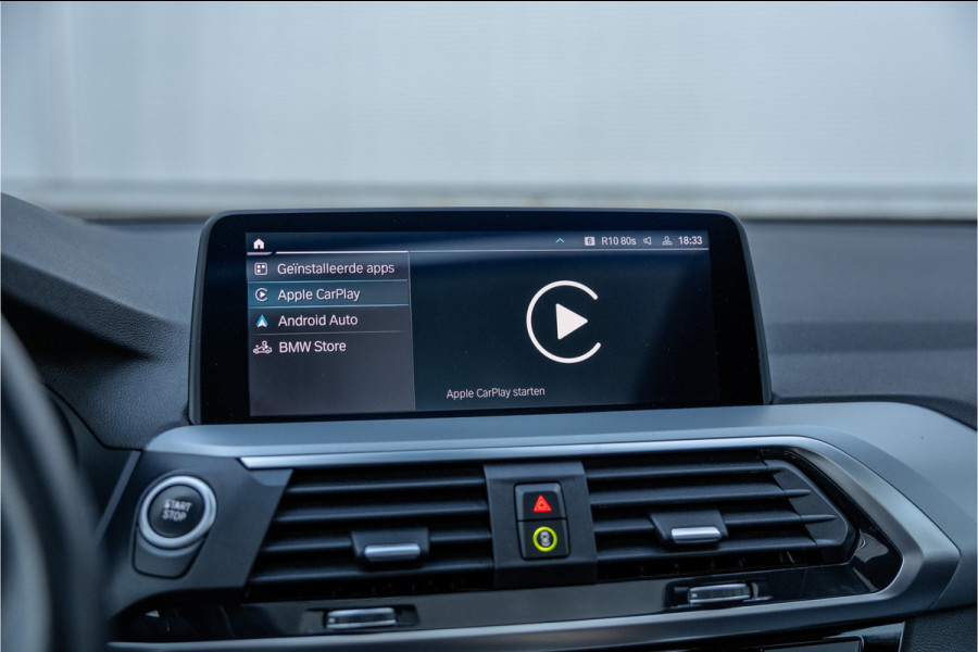 BMW X3 xDrive30e Business Edition Plus Panorama dak / Leder / Carplay / Android Auto /