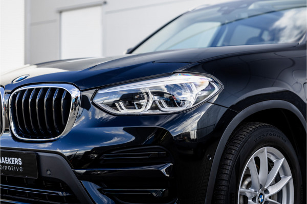 BMW X3 xDrive30e Business Edition Plus Panorama dak / Leder / Carplay / Android Auto /