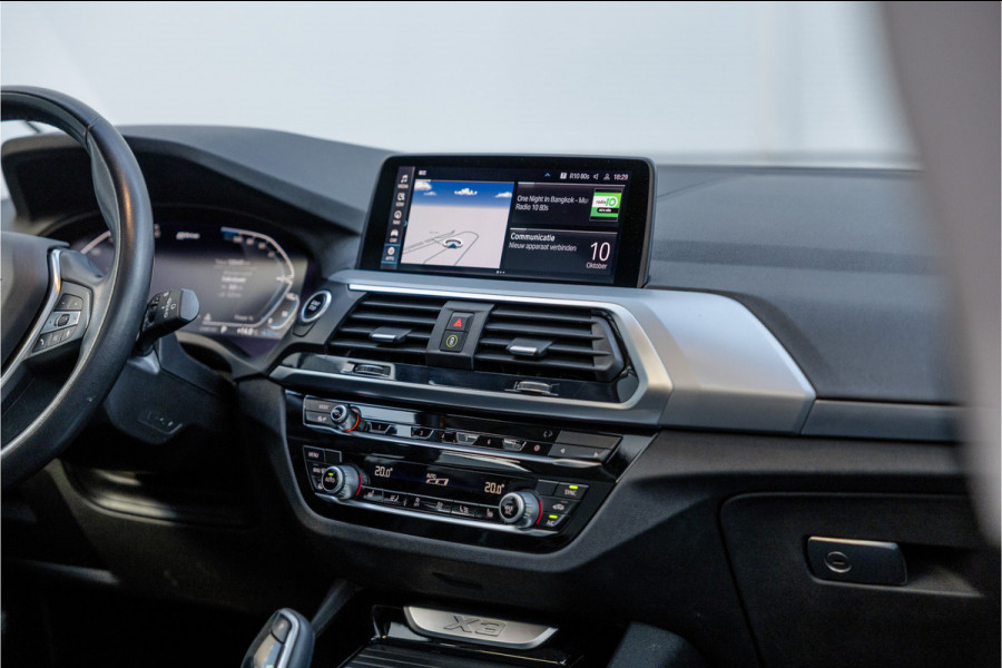 BMW X3 xDrive30e Business Edition Plus Panorama dak / Leder / Carplay / Android Auto /