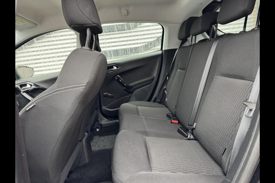 Peugeot 208 1.2 PureTech Active Navi|D-riem vv in 2024|Airco|Cruise|N.A.P|APK tot 09-2027