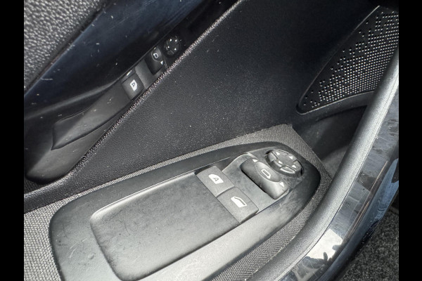 Peugeot 208 1.2 PureTech Active Navi|D-riem vv in 2024|Airco|Cruise|N.A.P|APK tot 09-2027