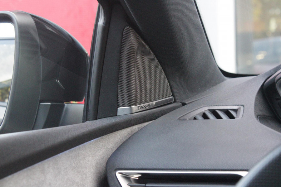 Peugeot 3008 1.6 HYbrid 225PK GT PACK BUSINESS BLACK PACK | AFNEEMBARE TREKHAAK | ADAPTIVE CRUISE CONTROL | ELEKLTRISCH VERSTELBARE BESTUUDERSSTOEL MET GEHEUGENFUNCTIE | MASSAGE FUNCTIE OP BEIDE VOORSTOELEN | STOEL VERWARMING | FULL LED KOPLAMPEN | ELEKTRISCH BEDIENBARE ACHTERKLEP | FOCAL AUDIO SYSTEEM | ZWART DAK | LICHTMETALEN VELGEN 19" | DODEHOEK DETECTIE | KEYLESS ENTRY/START | APPLE CARPLAY/ANDROID AUTO | NAVIGATIE | CAMERA VOOR + ACHTER |