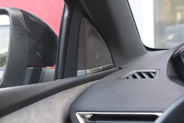 Peugeot 3008 1.6 HYbrid 225PK GT PACK BUSINESS BLACK PACK | AFNEEMBARE TREKHAAK | ADAPTIVE CRUISE CONTROL | ELEKLTRISCH VERSTELBARE BESTUUDERSSTOEL MET GEHEUGENFUNCTIE | MASSAGE FUNCTIE OP BEIDE VOORSTOELEN | STOEL VERWARMING | FULL LED KOPLAMPEN | ELEKTRISCH BEDIENBARE ACHTERKLEP | FOCAL AUDIO SYSTEEM | ZWART DAK | LICHTMETALEN VELGEN 19" | DODEHOEK DETECTIE | KEYLESS ENTRY/START | APPLE CARPLAY/ANDROID AUTO | NAVIGATIE | CAMERA VOOR + ACHTER |