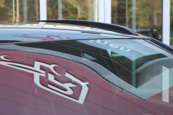 Peugeot 3008 1.6 HYbrid 225PK GT PACK BUSINESS BLACK PACK | AFNEEMBARE TREKHAAK | ADAPTIVE CRUISE CONTROL | ELEKLTRISCH VERSTELBARE BESTUUDERSSTOEL MET GEHEUGENFUNCTIE | MASSAGE FUNCTIE OP BEIDE VOORSTOELEN | STOEL VERWARMING | FULL LED KOPLAMPEN | ELEKTRISCH BEDIENBARE ACHTERKLEP | FOCAL AUDIO SYSTEEM | ZWART DAK | LICHTMETALEN VELGEN 19" | DODEHOEK DETECTIE | KEYLESS ENTRY/START | APPLE CARPLAY/ANDROID AUTO | NAVIGATIE | CAMERA VOOR + ACHTER |