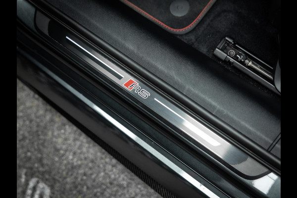 Audi A5 Avant RS 5 e-hybrid quattro Vol uitgevoerde RS5 Daytona grey met Vossen 22 inch!!!!
