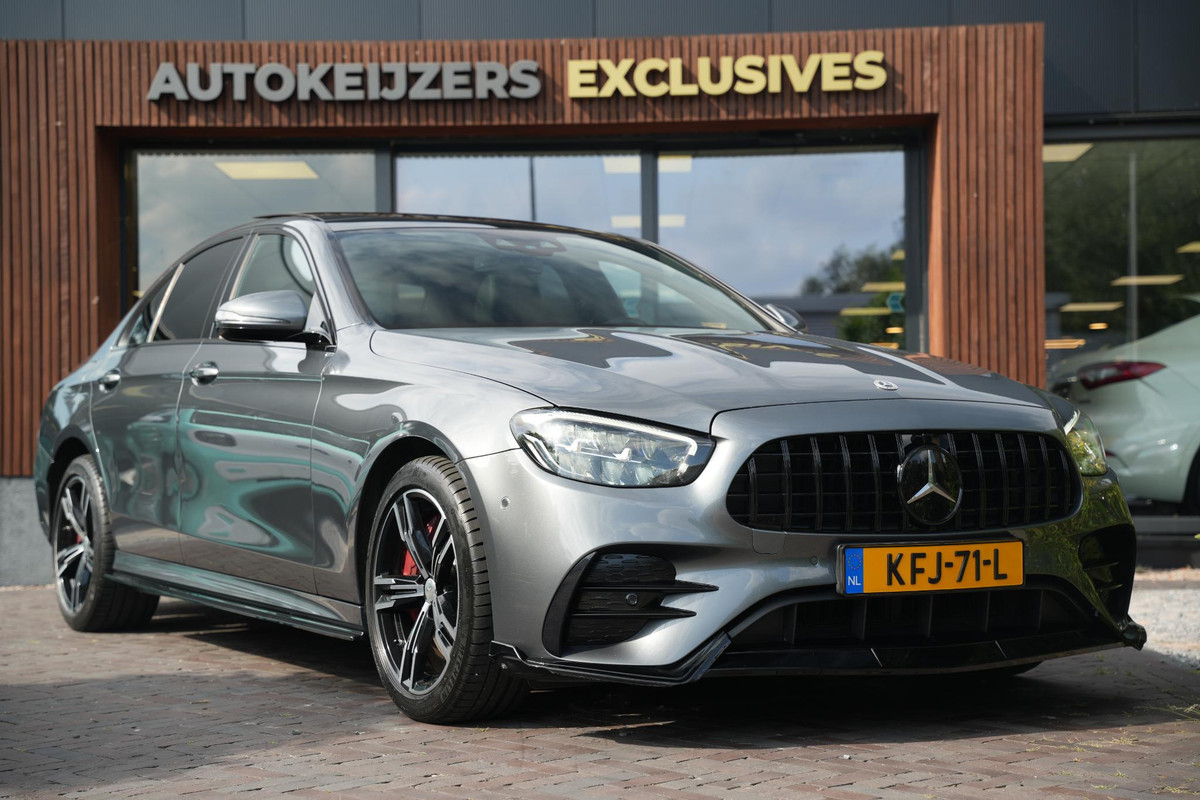 Mercedes-Benz E-Klasse 300 e AMG Line AMG Panoramadak Adapt. Cruise Facelift 18”LM E63 Look