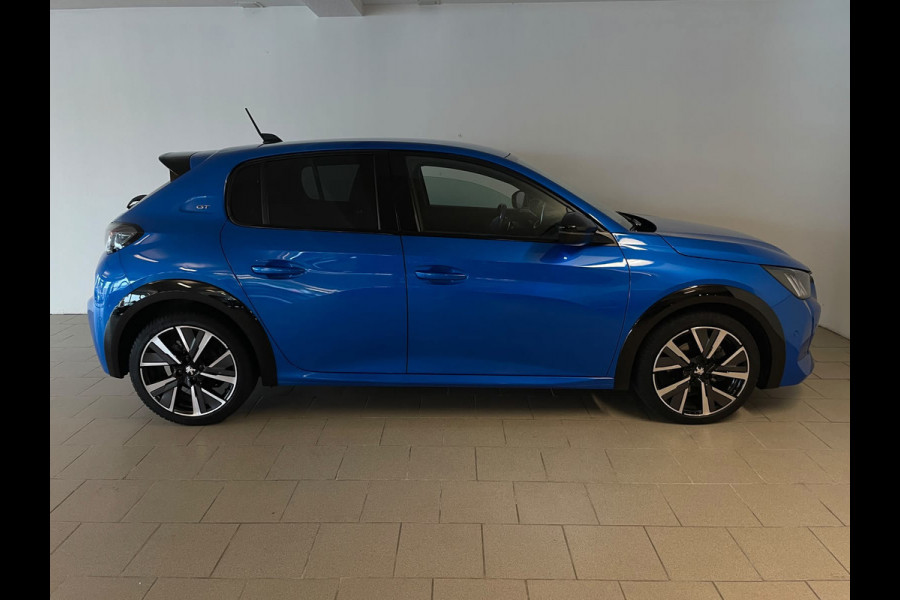 Peugeot 208 1.2 PureTech GT Pack AUTOMAAT AIRCO CLIMA NAVI CRUISE APPLE CARPLAY VELGEN LEER ELEKR STOEL STOELVERW NIEUWSTAAT