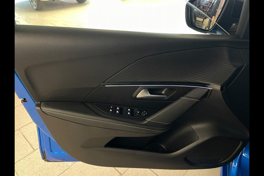 Peugeot 208 1.2 PureTech GT Pack AUTOMAAT AIRCO CLIMA NAVI CRUISE APPLE CARPLAY VELGEN LEER ELEKR STOEL STOELVERW NIEUWSTAAT