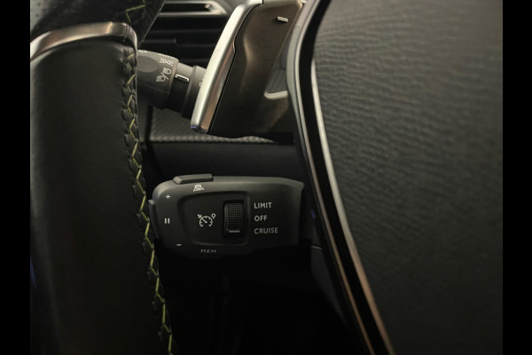 Peugeot 208 1.2 PureTech GT Pack AUTOMAAT AIRCO CLIMA NAVI CRUISE APPLE CARPLAY VELGEN LEER ELEKR STOEL STOELVERW NIEUWSTAAT