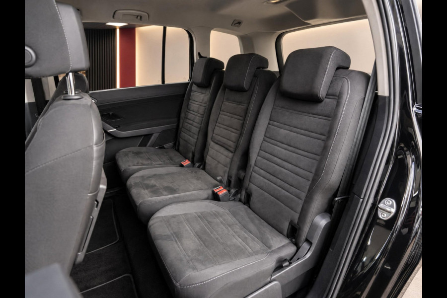 Volkswagen Touran 1.5 TSI 150PK DSG Comfortline | Navi | Massage | ACC |