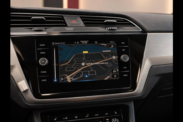 Volkswagen Touran 1.5 TSI 150PK DSG Comfortline | Navi | Massage | ACC |