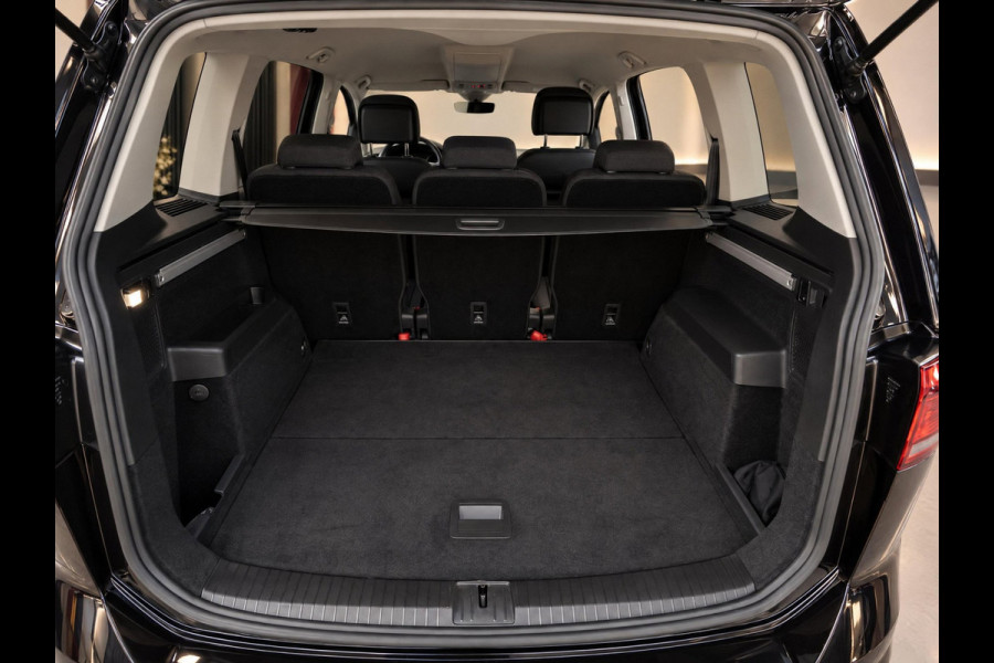 Volkswagen Touran 1.5 TSI 150PK DSG Comfortline | Navi | Massage | ACC |