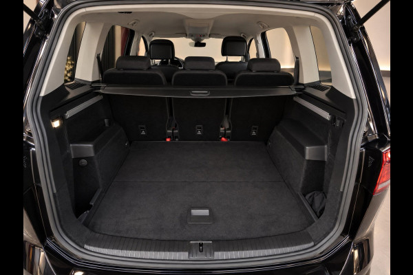 Volkswagen Touran 1.5 TSI 150PK DSG Comfortline | Navi | Massage | ACC |